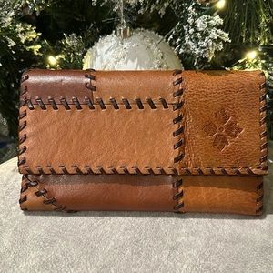 Patricia Nash Italian Brown Leather Women’s Wallet Brand NEW With TAG